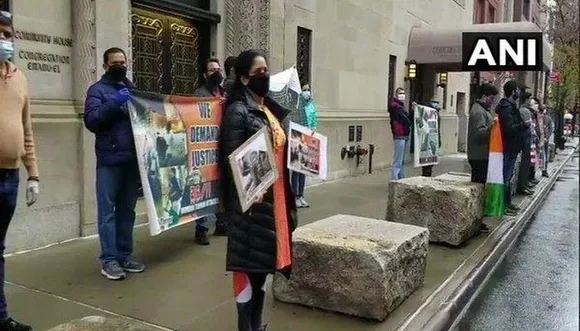 പാക് ഭീകരാക്രമണ വാര്‍ഷികം: ന്യൂയോര്‍ക്ക് പാക്കിസ്ഥാന്‍ കോണ്‍സുലേറ്റിനു മുന്നില്‍ പ്രതിഷേധം