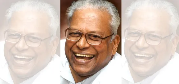 മുന്‍ മുഖ്യമന്ത്രി വിഎസ് അച്യുതാനന്ദന് പിറന്നാള്‍ ആശംസകളുമായി പ്രതിപക്ഷ നേതാവ്‌