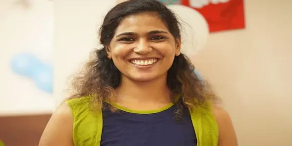 'മതവികാരം വ്രണപ്പെടുത്തരുത്'; രഹന ഫാത്തിമയുടെ സാമൂഹിക മാധ്യമ വിലക്ക് സുപ്രീംകോടതി നീക്കി