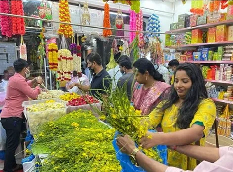 കടൽകടക്കുന്ന കണിക്കൊന്നപ്പൂക്കൾ