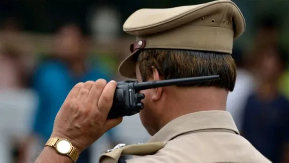 ചലച്ചിത്ര സംവിധായകനെന്ന വ്യാജേന എത്തി വിദ്യാര്‍ഥിനിയോട് അപമര്യാദയായി പെരുമാറി;  പെരുമാറ്റത്തില്‍ സംശയവും പേടിയും തോന്നി പെണ്‍കുട്ടി കടയില്‍ നിന്ന് ഇറങ്ങിയോടി, പ്രതി പിടിയില്‍