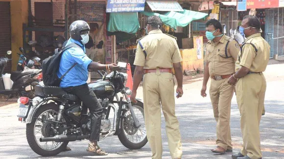പൊലീസുകാര്‍ക്കിടയില്‍ കോവിഡ് പടരുന്നു; തിരുവനന്തപുരത്ത് രണ്ട് എസ്‌ഐമാര്‍ ഉള്‍പ്പടെ 25 പേര്‍ക്ക് കോവിഡ്