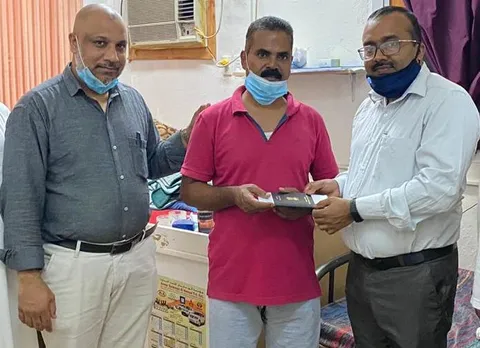 "നാട്ടിലേക്കൊരു വിമാന ടിക്കറ്റ്" വാടാനപള്ളി സ്വദേശി വീടണഞ്ഞു.