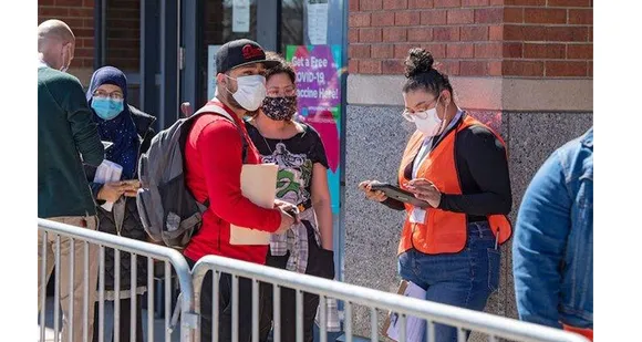 ന്യൂയോർക്കിൽ പകുതി പേരും രണ്ട് ഡോസ് വാക്സീൻ സ്വീകരിച്ചു