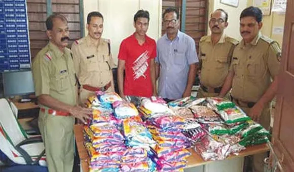 തീവണ്ടിയില്‍ കടത്തിയ 30 കിലോ പുകയില ഉത്പന്നങ്ങള്‍ പിടിച്ചു ..ഒരാള്‍ അറസ്റ്റില്‍