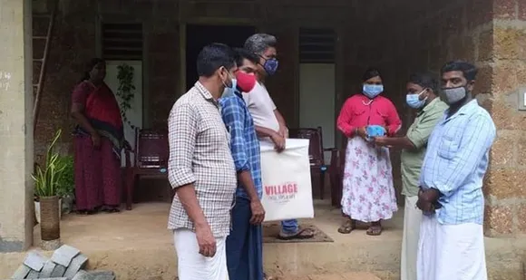 സമ്പാദ്യ കുടുക്ക ജീവകാരുണ്യ പ്രർത്തനത്തിനായി കൈമാറി
