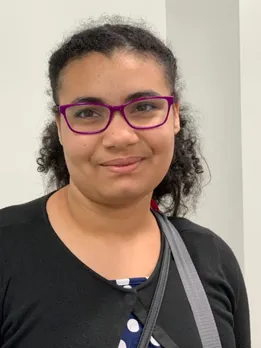 ഓട്ടിസം ബാധിച്ച കൗമാരക്കാരിയെ മറ്റൊരാളുടെ ബോര്‍ഡിംഗ് പാസുമായി ഫ്ലോറിഡ വിമാനത്താവളത്തില്‍ കണ്ടെത്തി