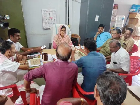 അംഗനവാടികളിലെ ഹെൽപ്പർ നിയമനം ഐസിഡിഎസ് ഓഫീസറെ കോൺഗ്രസ് ഉപരോധിച്ചു
