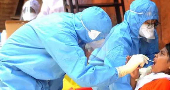 കോവിഡ് ടെസ്റ്റ് ശരിയായി രാജ്യത്ത് നടക്കുന്നില്ല , കേരളത്തില്‍ ടെസ്റ്റ് കൃത്യമായി നടക്കുന്നതിനാല്‍ രോഗികളുടെ എണ്ണവും കൂടുന്നു ! രാജ്യത്ത് ഒരു ദിവസം 19 -20 ലക്ഷം ടെസ്റ്റുകൾ നടന്ന സ്ഥലത്താണ് ഇപ്പോഴത് കേവലം 62 % ത്തിലും താഴെയായി കുറഞ്ഞിരിക്കുന്നത്; കേരളത്തിലെ എല്ലാ ജില്ലകളിലും ഇപ്പോഴും വ്യാപകമായി RTPCR ടെസ്റ്റുകൾ നടക്കുന്നുണ്ട്; അതുകൊണ്ടു തന്നെ കേരളത്തിൽ രോഗബാധിതർ ഇപ്പോഴും മുന്നിൽ നിൽക്കുന്നു, ബീഹാറിലെ അവസ്ഥയാണ് ഏറ്റവും ദയനീയം !