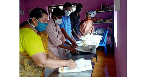 ആരും വിശന്നിരിക്കരുത്: കമ്മ്യൂണിറ്റി കിച്ചൺ ആരംഭിച്ച് പുതുക്കോട് ഗ്രാമ പഞ്ചായത്ത്‌