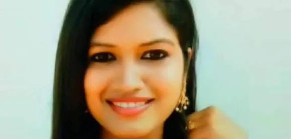 അമ്മയ്ക്ക് വാട്‌സാപ്പ് സന്ദേശമയച്ച ശേഷം യുവനടി ആത്മഹത്യ ചെയ്തു
