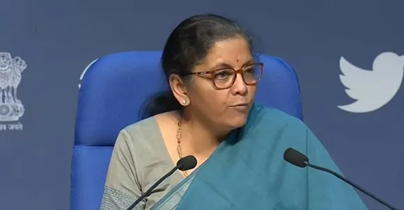 'കുതിരക്കച്ചവടത്തിന്' ജിഎസ്ടി ഏര്‍പ്പെടുത്തുമെന്ന് നിര്‍മലാ സീതാരാമന്‍; മന്ത്രി സത്യം പറഞ്ഞെന്ന് കോണ്‍ഗ്രസ്! ധനമന്ത്രിയുടെ നാക്കുപിഴയില്‍ സോഷ്യല്‍ മീഡിയയില്‍ പരിഹാസം