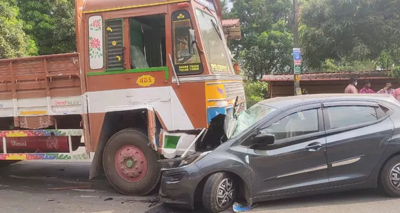 സര്‍വ്വീസിങ്ങിന് കമ്പനി സര്‍വ്വീസ് സെന്‍ററില്‍ ഉടമ ഏല്‍പിച്ച കാര്‍ അപകടത്തില്‍ ! അമിത വേഗതയില്‍ അപകടത്തിലായ കാര്‍ ഓടിച്ചിരുന്നത് സര്‍വ്വീസ് സെന്‍റര്‍ ജീവനക്കാരന്‍. സംഭവം ടാറ്റാ മോട്ടോഴ്‌സ് ഇവോള്‍ട്ട് മൊബിലിറ്റിയുടെ പത്തിരിപ്പാല സെന്‍ററില്‍ !   