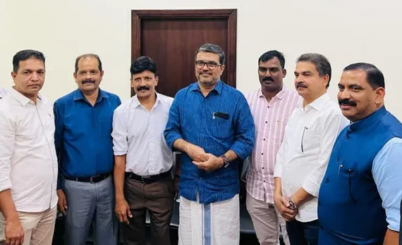 ബഹ്റൈനിലെ ഇടത്പക്ഷ കൂട്ടായ്മ പ്രതിനിധികള്‍ മന്ത്രി എം.ബി.രാജേഷിനെ സന്ദര്‍ശിച്ചു