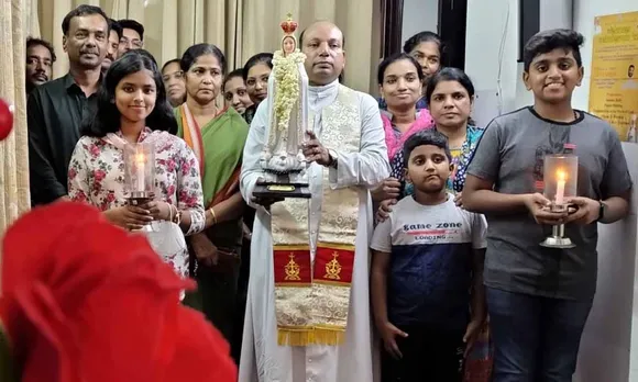 ഫരിദാബാദ് രൂപതയുടെ മാതാവിന്റെ തിരുസ്വരൂപവും വഹിച്ചു കൊണ്ടുള്ള പ്രയാണത്തിന് ആർകെ പുരം സെന്റ് പീറ്റേഴ്സ് ഇടവകയിൽ സ്വീകരണം നല്‍കി