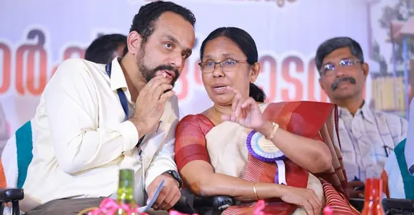 മനുഷ്യ ജീവനുകളേക്കാൾ വലുതല്ല മുഖ്യമന്ത്രിയുടെ "തെരഞ്ഞെടുപ്പ് താരനിശ " എന്ന് 'ഉറപ്പിച്ച് ' പറയുവാൻ താങ്കൾക്ക് 'ഉറപ്പില്ലാതെ ' പോയത് എന്തുകൊണ്ടാണ്? താങ്കളുടെ നാവ് " ക്വാറൻ്റൈനിൽ" ആയതു കൊണ്ടാണോ?; വിമര്‍ശനവുമായി രാഹുല്‍ മാങ്കൂട്ടത്തില്‍