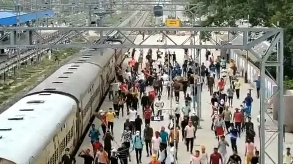 ഭാരത് ബന്ദ് ആഹ്വാനത്തില്‍ കനത്ത ജാഗ്രത; രാജ്യത്ത് റദ്ദാക്കിയത് 530 ട്രെയിനുകള്‍