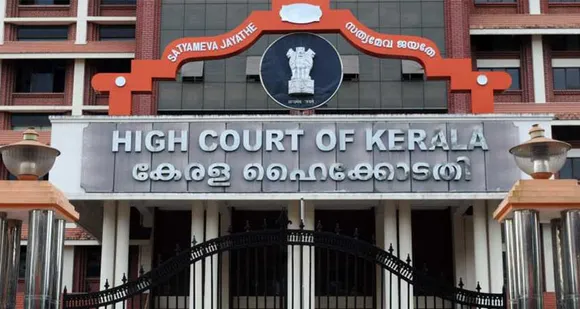 നടിയെ ആക്രമിച്ച കേസ് ;ജഡ്ജിയെ മാറ്റണമെന്ന ഹർജികളിൽ ഹൈക്കോടതി വിധി ഇന്ന്