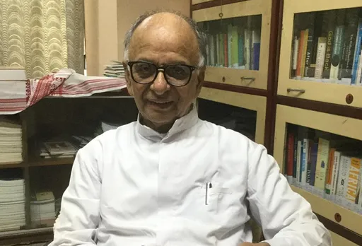"ഞാൻ സന്തോഷപൂർവ്വം ദൈവവിളി ഏറ്റെടുത്ത് പോന്നെങ്കിലും പ്രിയപ്പെട്ട ഇച്ചാച്ചനും അമ്മച്ചിക്കും എന്തു കരുതലായിരുന്നൂ എന്നോടും എനിക്ക് ശേഷമുണ്ടായ 11 മക്കളോടും "; ഗുവാഹട്ടിയിലെ ആർച്ച് ബിഷപ്പ്സ് ഹൗസിൽ വിശ്രമ ജീവിതം നയിക്കുന്ന മാർ തോമസ് മേനാമ്പറമ്പിൽ പറയുന്നു