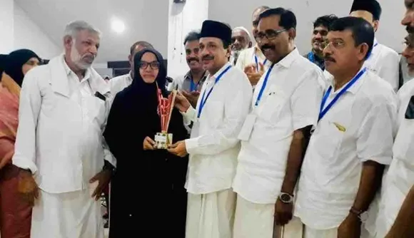 ഇനിമുതൽ സഫയെ മുസ്ലിംലീഗ് പഠിപ്പിക്കും ..