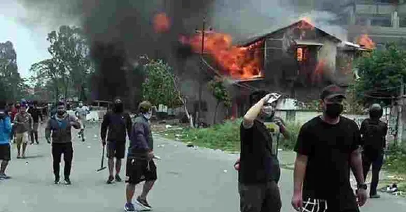 മണിപ്പൂരില്‍ കുടുങ്ങിയ മലയാളി വിദ്യാര്‍ത്ഥികളെ നാട്ടിലെത്തിക്കും