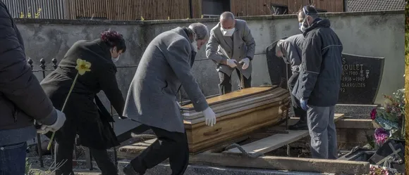 ലോകത്ത് 24 മണിക്കൂറില്‍ മരണം 3,375, അമേരിക്കയില്‍ 20 ലക്ഷത്തിലേറെ കൊവിഡ് രോഗികള്‍, ആകെ രോഗബാധിതര്‍ 71 ലക്ഷത്തിലേക്ക്