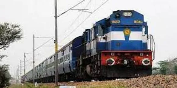 വേനലവധി ആഘോഷമാക്കാൻ ടൂർ പാക്കേജുമായി ഇന്ത്യൻ റെയിൽവേ; അറിയാം വിശദ വിവരങ്ങൾ