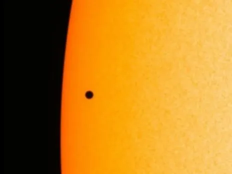 അദ്‌ഭുതം അവിസ്മരണീയം ! കടുകുമണിപോലെ ബുധൻ