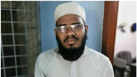 ഓൺലൈൻ ക്ലാസിന്റെ മറവിൽ 12കാരനായ വിദ്യാർത്ഥിക്ക് അശ്ലീല ചിത്രങ്ങളയച്ച വ്യാജ അധ്യാപകൻ പിടിയിൽ