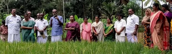 കരിമണ്ണൂര്‍ സീഡ് ഫാം - പാഠം ഒന്ന് എല്ലാവരും പാടത്തേയ്ക്ക്