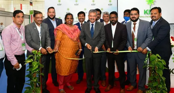 പ്രൊജക്ട് ഖത്തറിലെ കെബിഎഫ് പവലിയന്‍ ഇന്ത്യന്‍ അംബാസഡര്‍ ഡോ. ദീപക് മിത്തല്‍ ഉദ്ഘാടനം ചെയ്തു