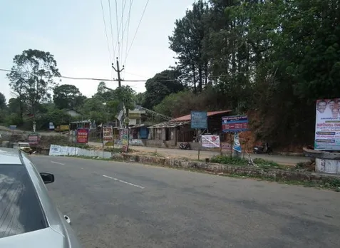 കലുങ്ക് പണി ; പൈനാവ് - അശോക റോഡിൽ ഗതാഗത നിയന്ത്രണം നാളെ മുതൽ