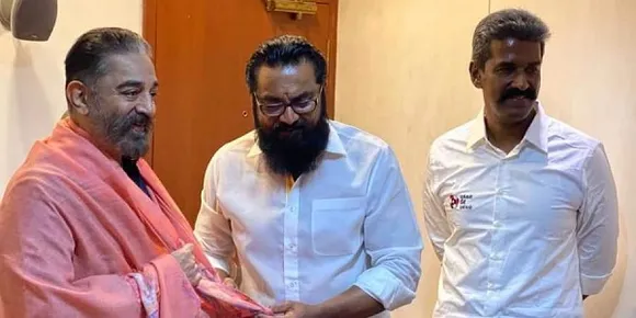 സീറ്റ് വിഭജന ചര്‍ച്ചയ്ക്കുപോലും വിളിക്കാതെ അപമാനിച്ചു; നടന്‍ ശരത് കുമാറിന്റെ അഖിലേന്ത്യ സമത്വ മക്കള്‍ കക്ഷി എന്‍ഡിഎ വിട്ട് കമല്‍ഹാസന്റെ മക്കള്‍ നീതി മയ്യത്തിനൊപ്പം ചേര്‍ന്നു; നിയമസഭാ തിരഞ്ഞെടുപ്പിൽ മത്സരിക്കുമെന്നു ശരത് കുമാര്‍