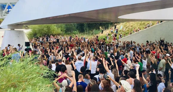 കാലിഫോര്‍ണിയ തലസ്ഥാനത്ത് ആയിരങ്ങള്‍ പങ്കെടുത്ത ക്രിസ്ത്യന്‍ കണ്‍സര്‍ട്ട് !