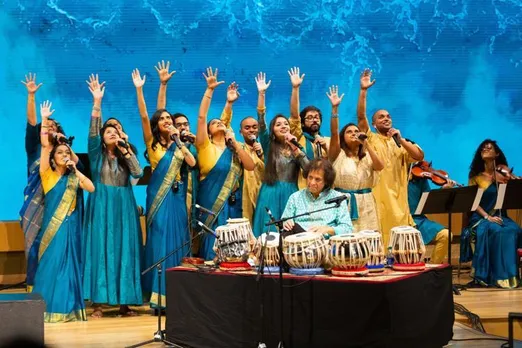 ലോക പ്രശസ്ത ഇന്ത്യന്‍ തബലിസ്റ്റ് സക്കീര്‍ ഹുസൈന് ബെര്‍ക്കലി കോളേജ് ഹൊന്നറ്റി ഡോക്ടറേറ്റ് നല്‍കി