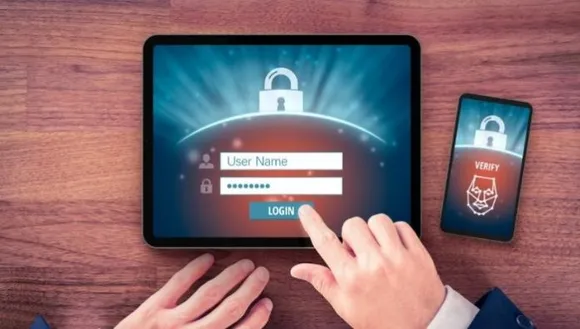 ഓണ്‍ലൈനില്‍ സുരക്ഷിതരായിരിക്കാന്‍ ശ്രദ്ധിക്കേണ്ട കാര്യങ്ങള്‍