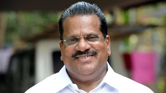 മുഖ്യമന്ത്രിക്കെതിരെ വിമാനത്തിൽ പ്രതിഷേധിച്ച യൂത്ത് കോൺഗ്രസ് പ്രവർത്തകരെ കയ്യേറ്റം ചെയ്ത സംഭവം; ഇപി ജയരാജനും മുഖ്യമന്ത്രിയുടെ പേഴ‍്‍സണൽ സ്റ്റാഫ് അംഗങ്ങൾക്കുമെതിരെ കേസെടുത്തു