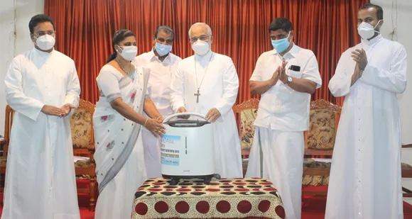 കോവിഡ് പ്രതിരോധം - കോട്ടയം മുനിസിപ്പാലിറ്റിയ്ക്ക് ഓക്‌സിജന്‍ കോണ്‍സന്‍ട്രേറ്റര്‍ ലഭ്യമാക്കി കെഎസ്എസ്എസ്