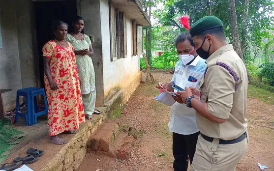 കുറവിലങ്ങാട് പഞ്ചായത്തിൻ്റെ നേതൃത്വത്തിൽ സംസ്ഥാന സർക്കാരിൻ്റെ അതിതീവ്ര ദാരിദ്ര നിർണയ പദ്ധതിയുടെ ഭാഗമായി ഈ വിഭാഗത്തിൽപ്പെട്ട കുടുംബങ്ങളെ കണ്ടെത്തുന്നതിനായി സര്‍വേ നടത്തി