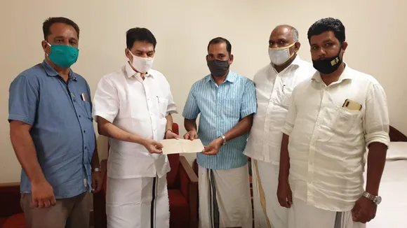 പ്രവാസികളെ ഇനിയും പ്രയാസപ്പെടുത്തരുത്; സോഷ്യൽ ഫോറം നിവേദനം നൽകി