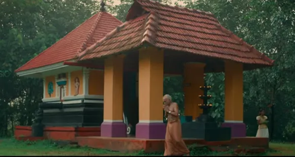 ഗൃഹാതുരുത്ത്വമുണർത്തുന്ന ഗ്രാമഭംഗിയിൽ വശ്യതയാർന്ന ഒരു നാടൻ പാട്ട്