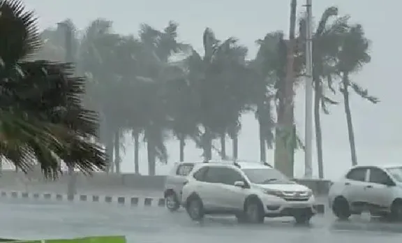 അസാനി ചുഴലിക്കാറ്റ്: ആന്ധ്രയുടെ തീരപ്രദേശങ്ങളില്‍ റെഡ് അലര്‍ട്ട് പ്രഖ്യാപിച്ചു