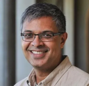 ശാസ്ത്രലോകം ചില നാട്യക്കാരുടെ പിടിയിലെന്നു  സ്റ്റാൻഫോഡ് പ്രഫസർ 