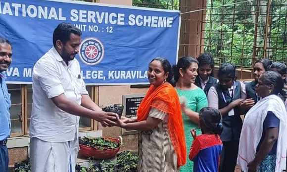 കുറവിലങ്ങാട് ദേവമാതാ കോളേജ് എൻഎസ്എസ് യൂണിറ്റ് പരിസ്ഥിതി ദിനാചരണം; ഗ്രോ ബാഗ് കൃഷി തോട്ടത്തിന്‍റെയും ദത്ത് ഗ്രാമത്തിലെ പച്ചക്കറി തൈ വിതരണത്തിന്‍റെയും ഉദ്ഘാടനം നിര്‍വ്വഹിച്ചു