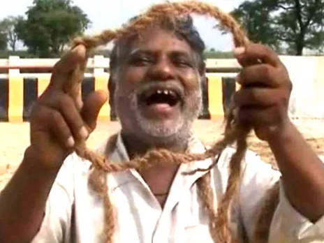 'ഈ 4 രാക്ഷൻമാരെയും ഒന്നിച്ചു തൂക്കിലേറ്റാൻ എനിക്കൊരു ബുദ്ധിമുട്ടുമില്ല. ലോകത്തിനുതന്നെ ഒരു സന്ദേശമാകണം ഈ പിശാചുക്കളുടെ അന്ത്യം. തൂക്കിക്കൊല്ലുന്ന വ്യക്തിയുടെ കാതിൽ ആരാച്ചാർ മാപ്പപേക്ഷിക്കുന്ന ചടങ്ങു൦ ഇവരുടെ കാര്യത്തില്‍ ഉണ്ടാകില്ല' - നിര്‍ഭയയുടെ ഘാതകരെ തൂക്കിലേറ്റുന്ന സന്തോഷം പരസ്യമായി പങ്കുവച്ച്  ആരാച്ചാർ പവൻ