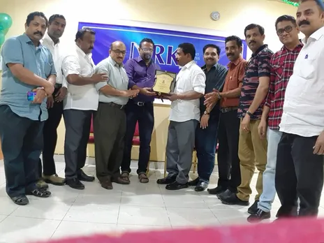 എൻ.ആർ.കെ ഫോറം യാത്രയയപ്പ് നൽകി.