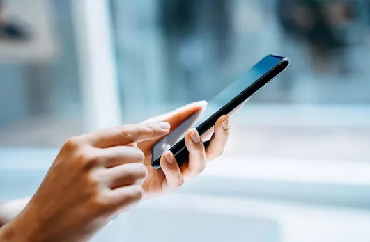 ആദ്യം ചെറിയ തുകകള്‍ കിട്ടിയപ്പോള്‍ കൂടുതല്‍ പണം മുടക്കി; ഒടുവില്‍ കൈയ്യിലുണ്ടായിരുന്നതെല്ലാം നഷ്ടപ്പെട്ടു! ഓണ്‍ലൈന്‍ റമ്മി വഴി നഷ്ടപ്പെട്ടത് മൂന്ന് ലക്ഷം രൂപയും സ്വര്‍ണവും; ചെന്നൈയില്‍ 29-കാരി ജീവനൊടുക്കി