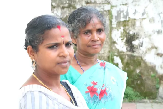 പ്രോസിക്യൂട്ടർമാർക്ക് ഫീസ് നൽകാതെ അട്ടപ്പാടി മധു കേസ് ദുർബലപ്പെടുത്താൻ സർക്കാർ ശ്രമിക്കുന്നു. സാക്ഷികളെ കൂറുമാറ്റിച്ച് കേസ് അട്ടിമറിക്കാൻ പ്രതികളും ശ്രമിക്കുന്നു - ആരോപണവുമായി മധുവിൻ്റെ കുടുംബാംഗങ്ങൾ