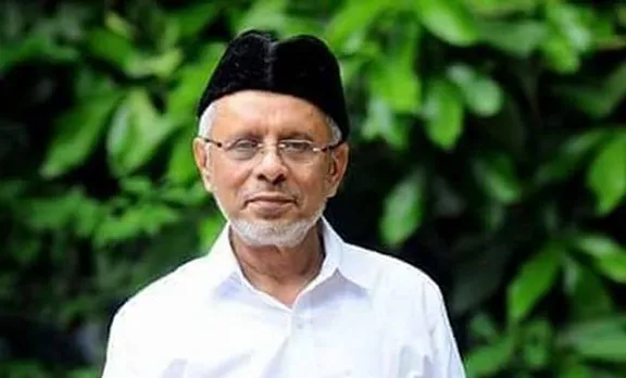 ഖുറാന്‍ വിശുദ്ധ ഗ്രന്ഥമാണ്, അതിനെ കള്ളക്കടത്തുമായി ബന്ധപ്പെടുത്തരുത്; മന്ത്രി കെ.ടി.ജലീലിനെതിരെ പാണക്കാട് ഹൈദരലി ശിഹാബ് തങ്ങള്‍