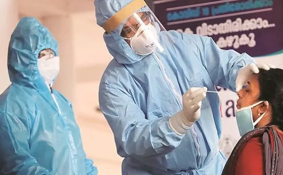 സംസ്ഥാനത്ത് 29,682 പേര്‍ക്ക് കൂടി കൊവിഡ്; ഇന്ന് സ്ഥിരീകരിച്ചത് 142 മരണം! 25,910 പേര്‍ക്ക് രോഗമുക്തി; 24 മണിക്കൂറിനിടെ പരിശോധിച്ചത് 1,69,237 സാമ്പിളുകള്‍; ടെസ്റ്റ് പോസിറ്റിവിറ്റി നിരക്ക് 17.54 ശതമാനം